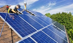 Service d'installation de photovoltaïque et tuiles photovoltaïques à Villeneuve-de-Berg
